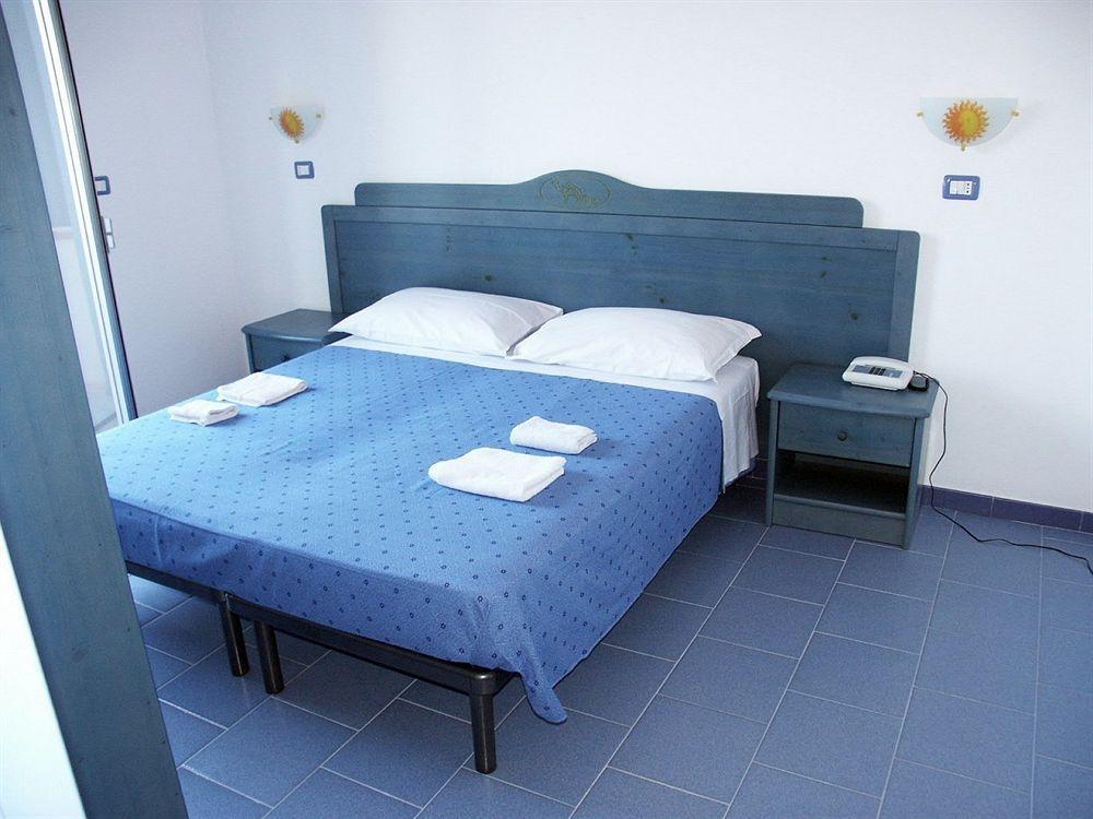 Oasi Azzurra Aparthotel Μεσίνα Εξωτερικό φωτογραφία