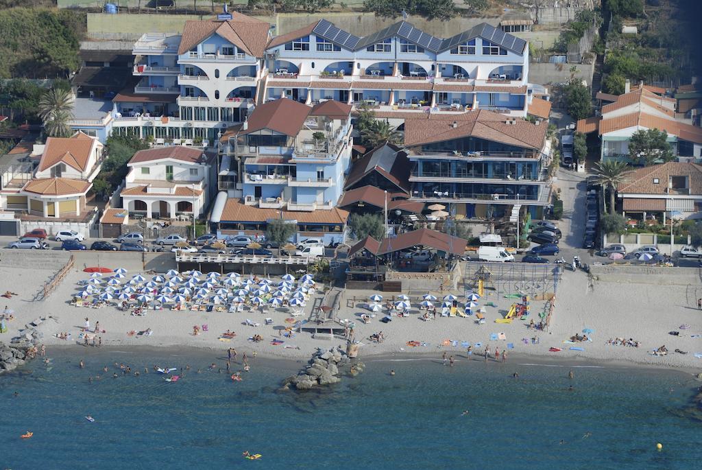 Oasi Azzurra Aparthotel Μεσίνα Εξωτερικό φωτογραφία